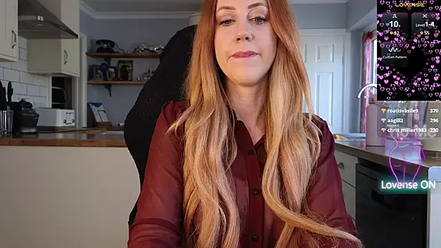 stripmequick 即時 XXX 聊天