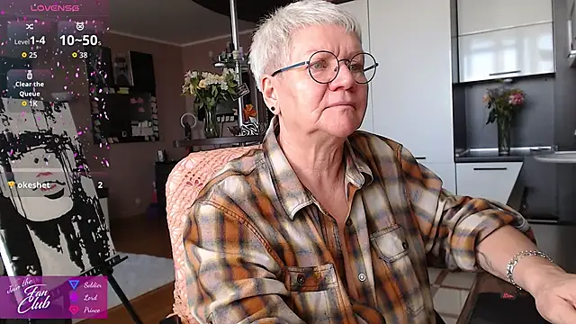 roxana_brooks Adlı Modelin Canlı XXX Sohbeti