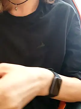 Živý XXX chat Aashikalaa