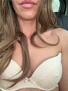 Maja1970 webkamerás műsora