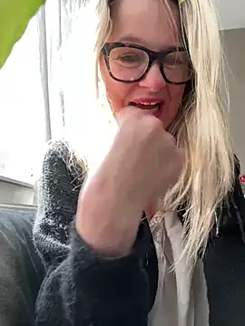 Chat XXX Live SuzieSub