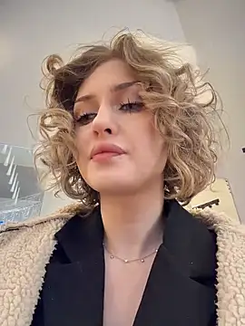 KellyKelerのライブXXXチャット