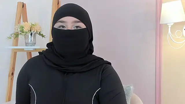 _zharaa's Live XXX Chat