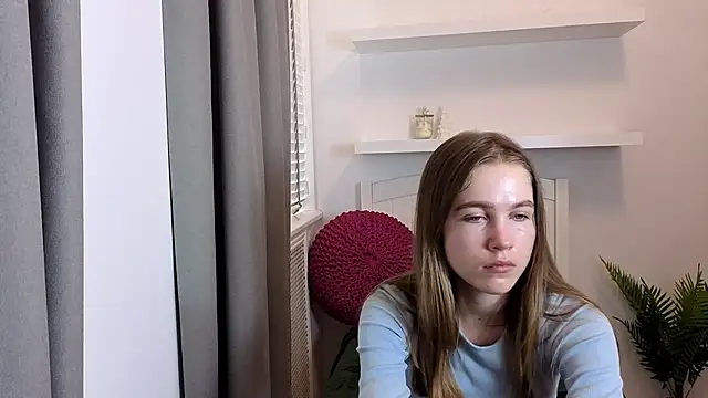 Just_L0VE_me Adlı Modelin Canlı XXX Sohbeti