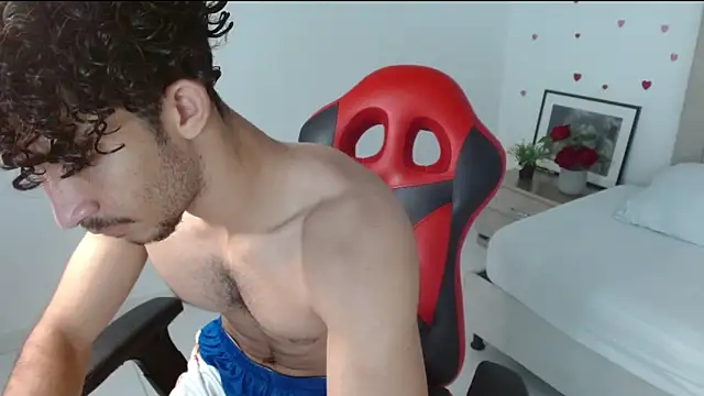 Caius_fox's Live XXX Chat