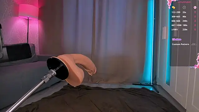 Juicy_Vikkin Live XXX chat