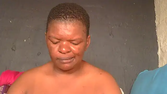 Czat XXX na żywo – ebony_rose11