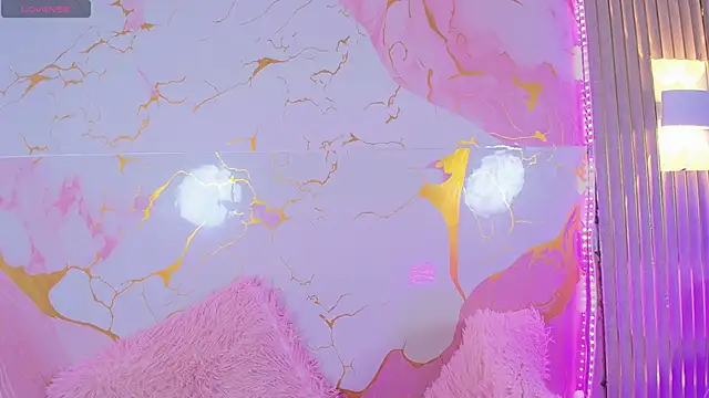 JessicaElowin Adlı Modelin Canlı XXX Sohbeti