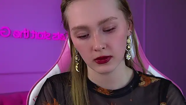 AgataFoxley Show Webcam