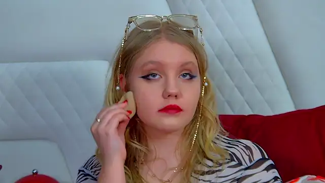 Czat XXX na żywo – EmilyEvanse