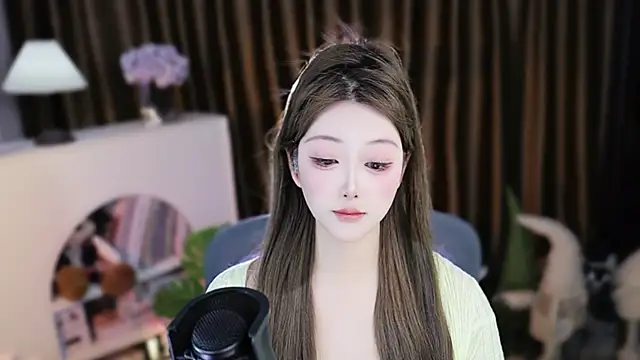 Chat XXX ao vivo de Umi-UmiUmi