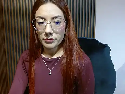 desk__desire Webcam-Show