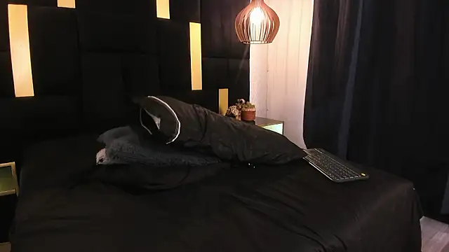 Lucio__Fox – Live XXX-chat