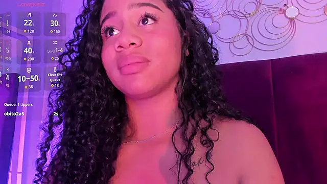 Онлайн чат XXX Sofi_Fox_