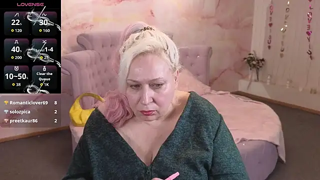 Penelope_Pinky: απευθείας συνομιλία ΧΧΧ