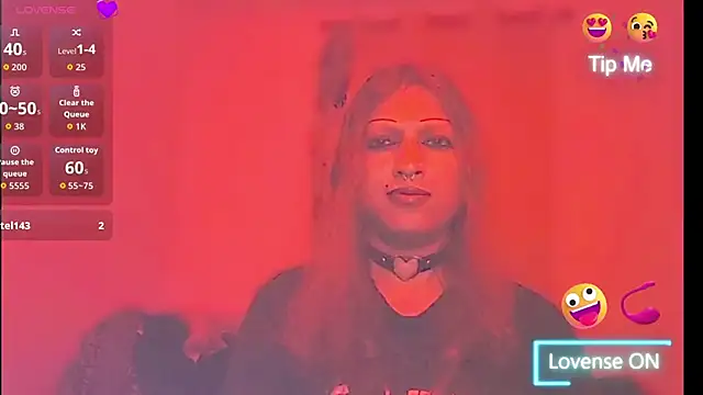 Show webcam de MmmMonikaBabie