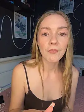 XXX chat uživo modela MilaMoone