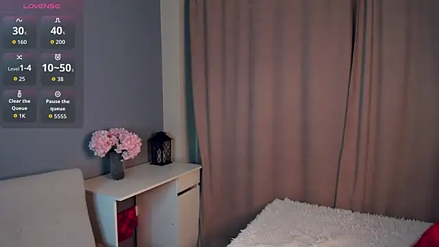 GoldenLenarz: онлайн-секс-чат