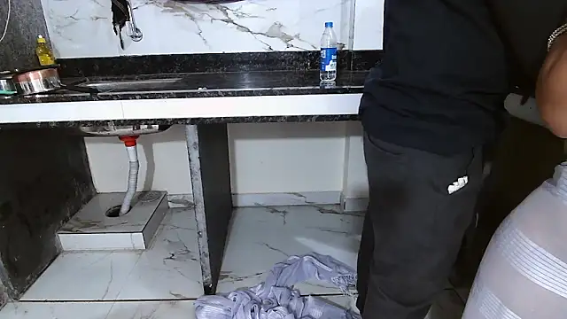 Miss_Sanika লাইভ XXX চ্যাট