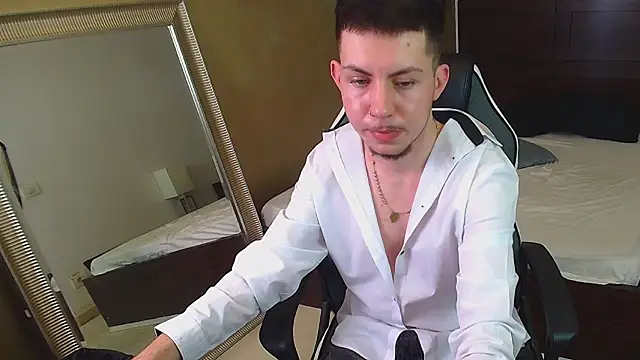 KrewVaughnn Webbikameraesitys