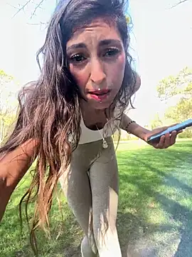 Amani_thewolf élő XXX-chatje