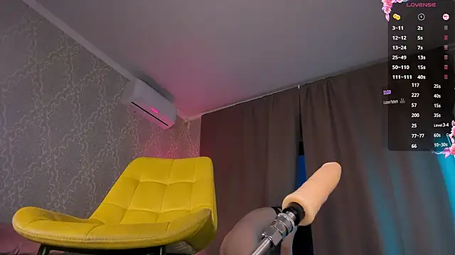 Juicy_Vikki 即時 XXX 聊天