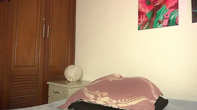 Pokazy przed kamerką – pocahotass_11