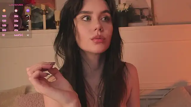 UnaMedison's Live XXX Chat