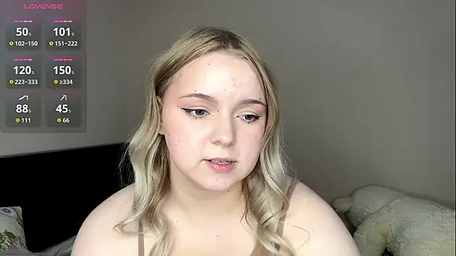 ZaraCreedon Live XXX Chat