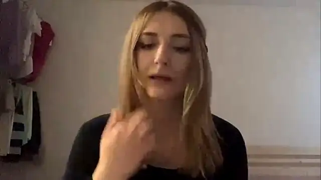 TakenTrumpet Live XXX Chat