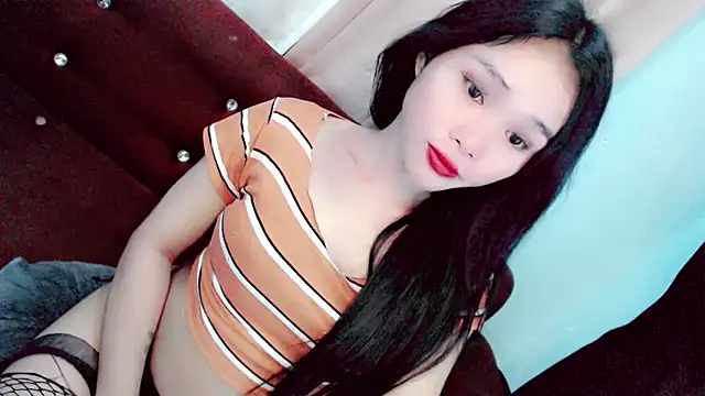 Amomentoflust99 Pertunjukan Webcam