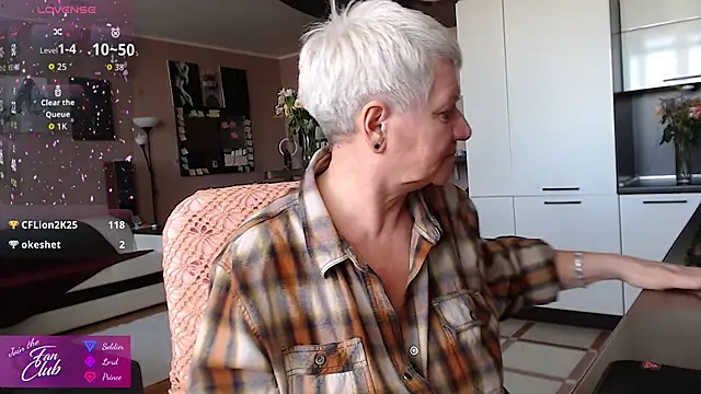 roxana_brooks: онлайн-секс-чат