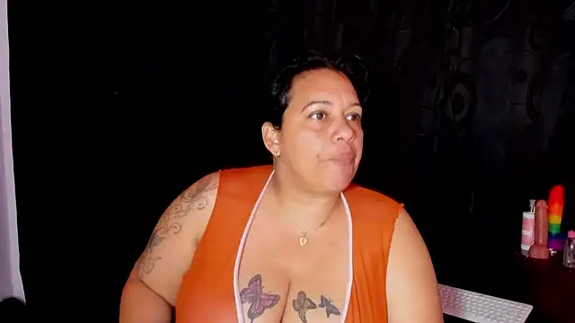 Sofie-Storm: онлайн-секс-чат