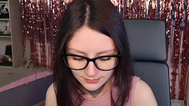 XXX chat uživo modela VeliraBraitberg