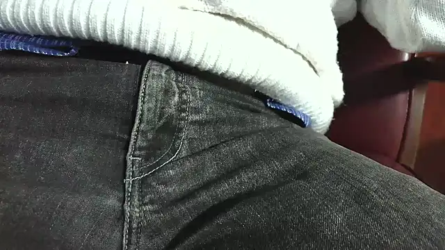 hairyandtinyn Live XXX chat