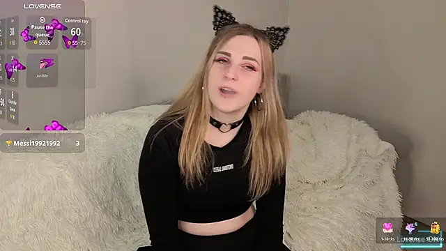 HelenMartines élő XXX-chatje