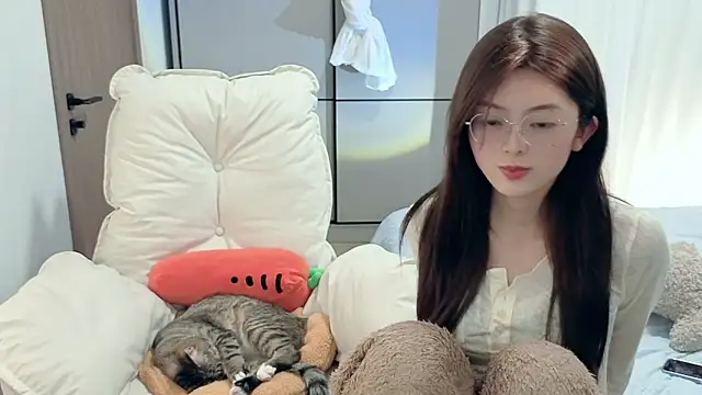 Koikoi___: онлайн-секс-чат