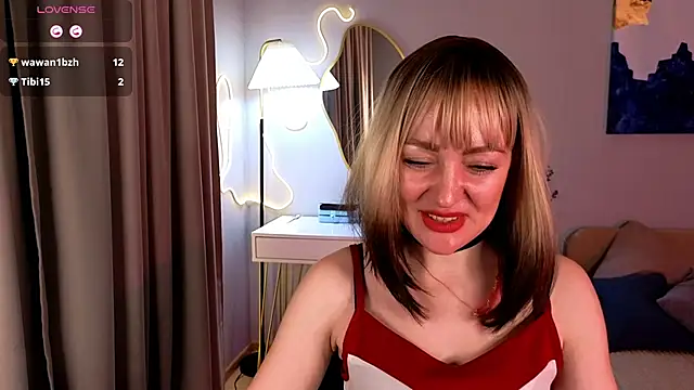 Oliiviaaa: онлайн-секс-чат