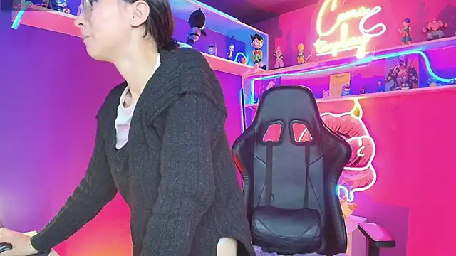 MyCutieBabe Adlı Modelin Canlı XXX Sohbeti