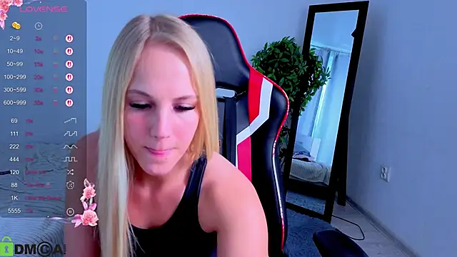 Emmi_crystal Live XXX-Chat