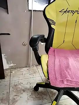 ALEXXXANDROn Live XXX chat