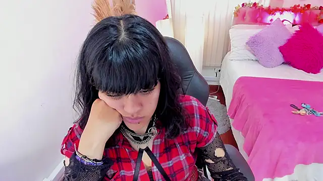 Nahemot_sadish Chat XXX in diretta