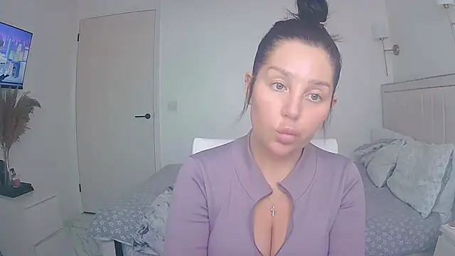 magical_mia's Live XXX Chat