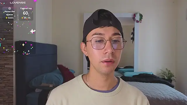 cameron_cum Adlı Modelin Web Kamerası Şovu