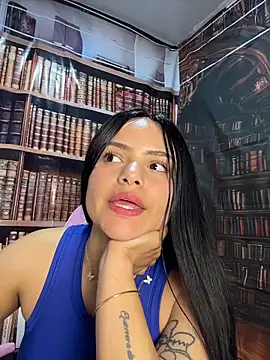 AntonellaStorm_ 现场XXX聊天