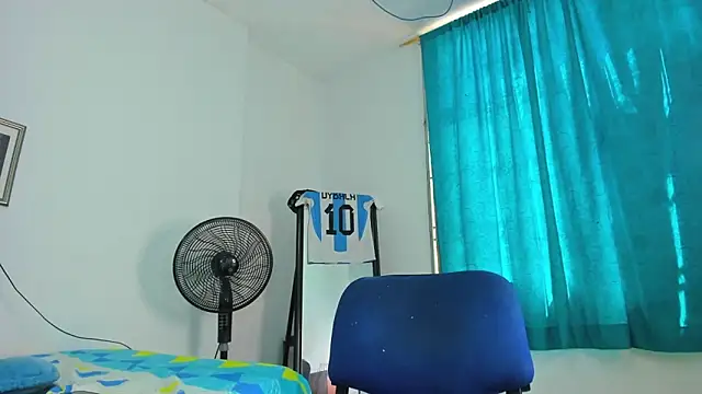 AlessandroDybala 在線直播表演