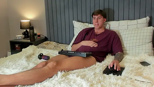 DaniHort élő XXX-chatje