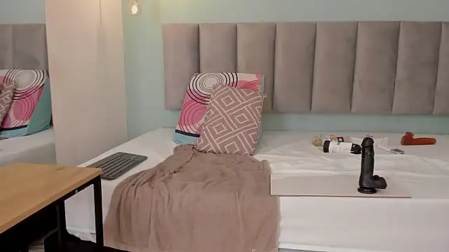 genesis4u élő XXX-chatje