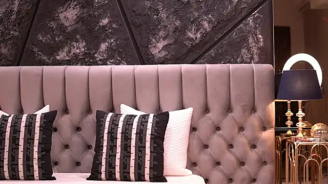 دردشة StephieRouse الجنسية المباشرة