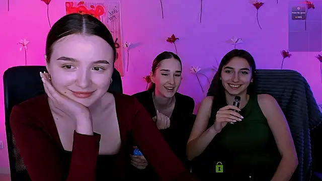 mila_firee Webcam-Show